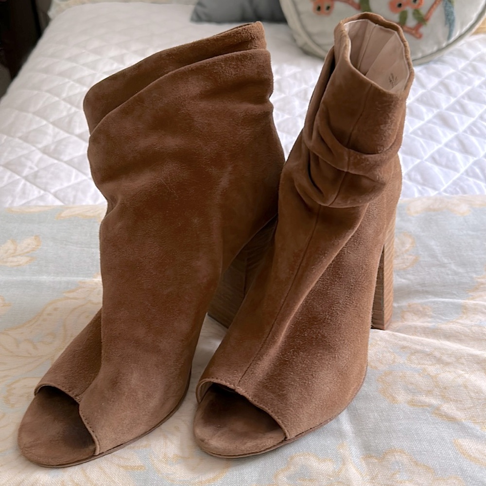 Chinese Laundry suede booties